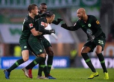 沃尔夫斯堡捍卫主场领先地位，稳固德甲前列位置的简单介绍